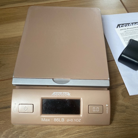 Digital Shipping Scale - Picture 3 of 5